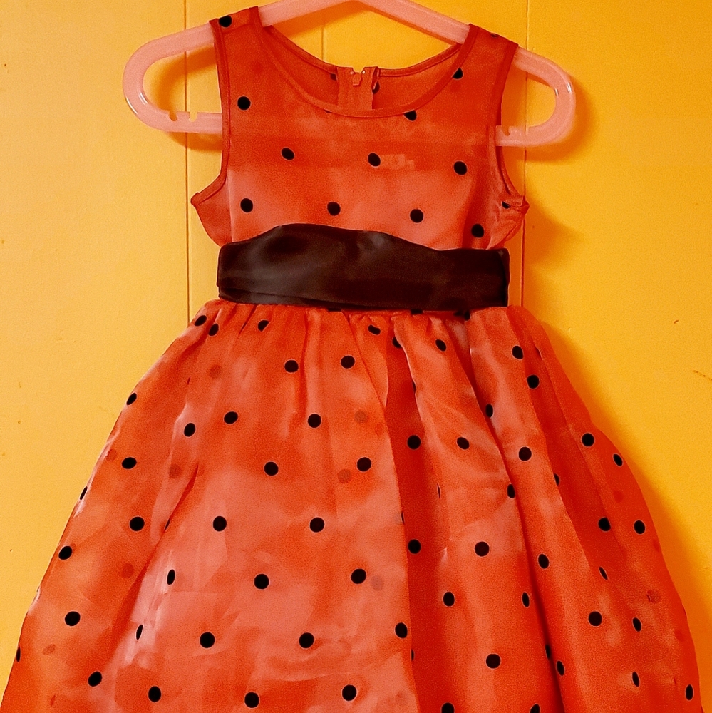 😊 Party dress